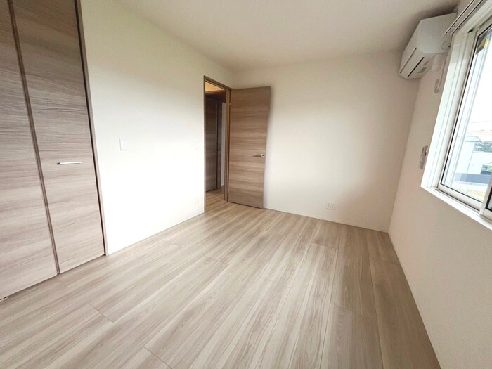 物件内観写真12　(居室)