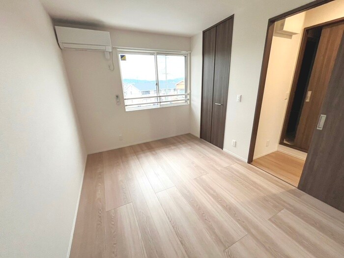 物件内観写真12　(居室)