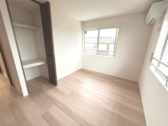 物件内観写真12　(居室)