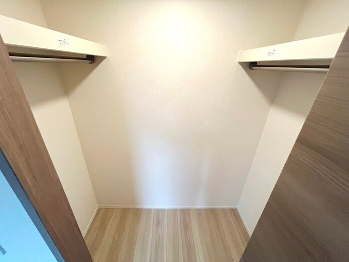 物件内観写真13　(収納)