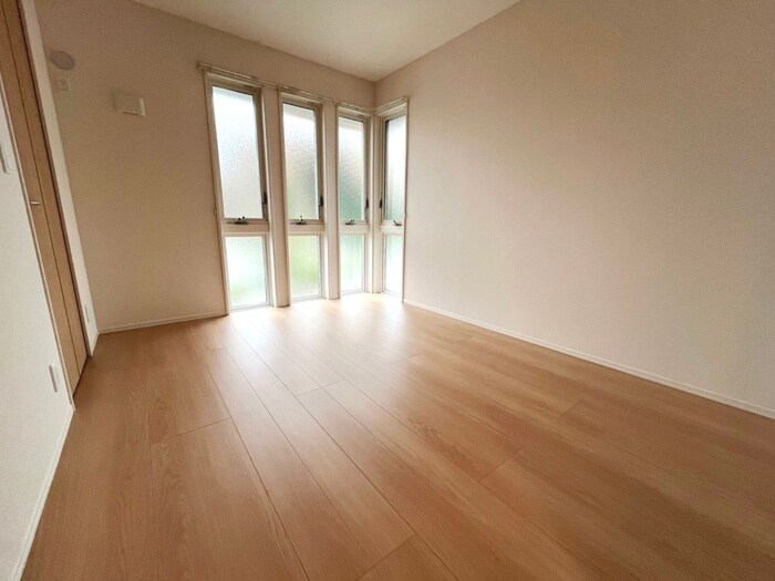 物件内観写真14　(居室)