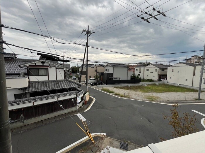 物件内観写真17　(室内からの展望)