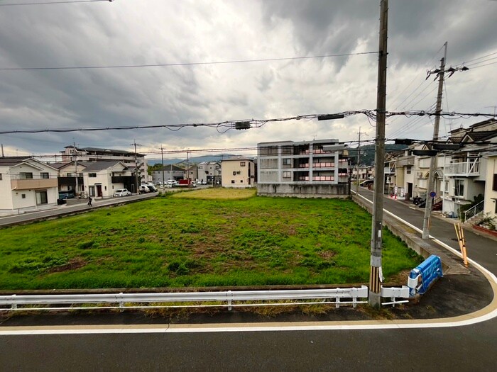 物件内観写真17　(室内からの展望)