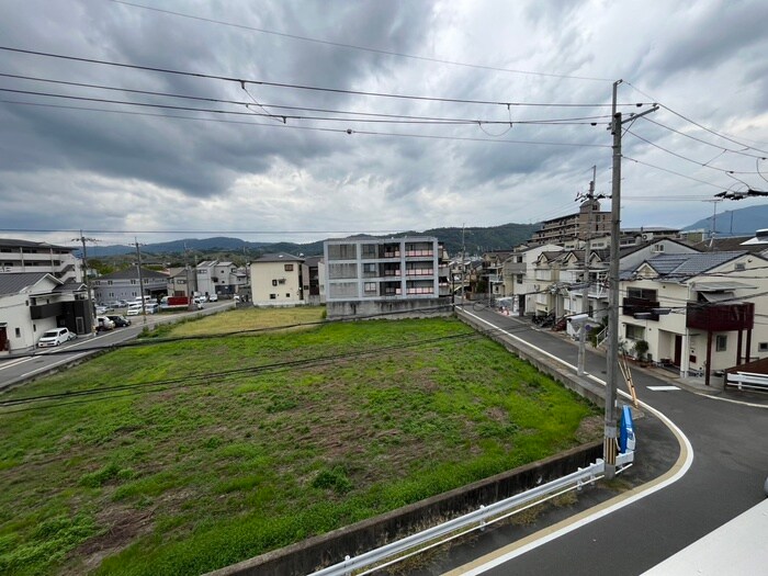 物件内観写真17　(室内からの展望)