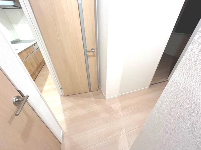 物件内観写真19　(廊下)