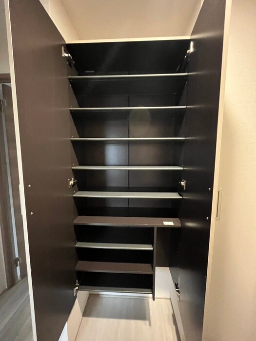 物件内観写真19　(靴箱)