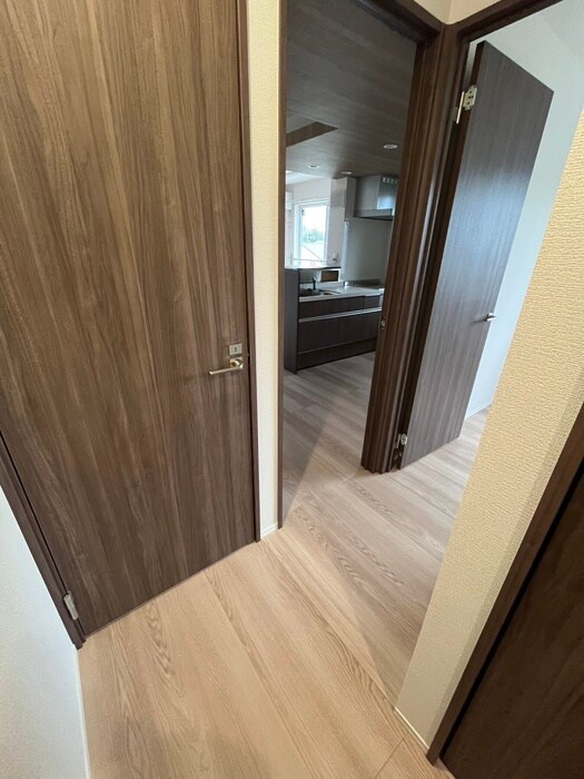 物件内観写真19　(廊下)