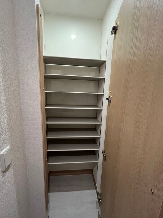物件内観写真20　(靴箱)