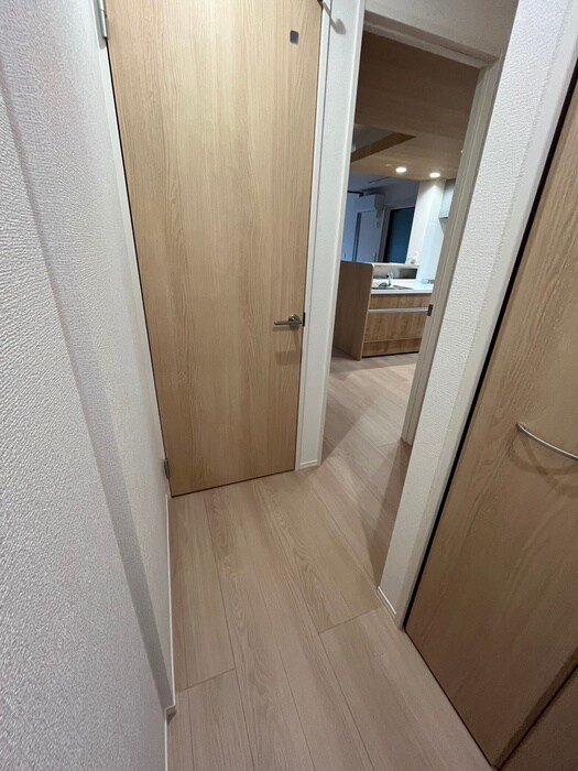 物件内観写真20　(廊下)