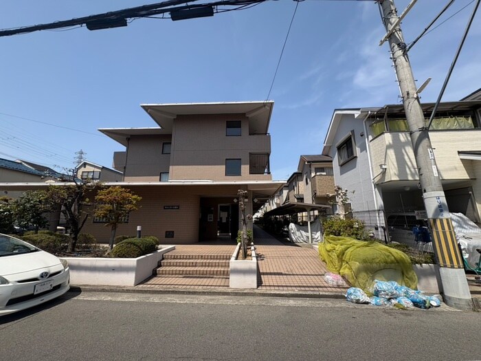 物件外観写真3　(外観写真)