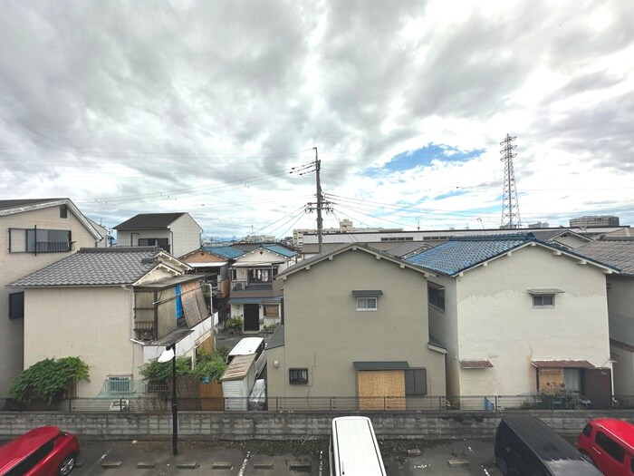 物件内観写真13　(室内からの展望)