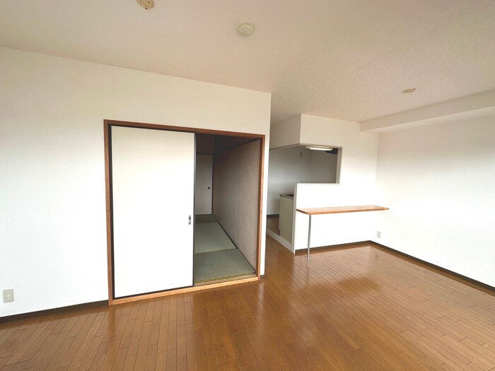 物件内観写真22　(居室)