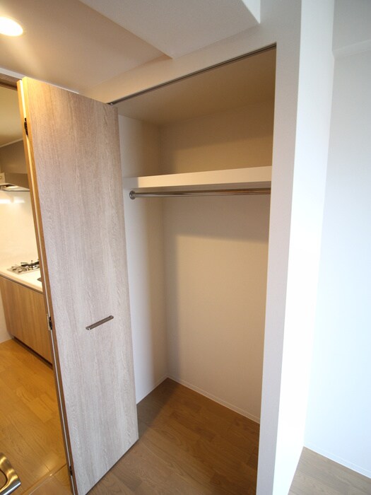 物件内観写真10　(収納)