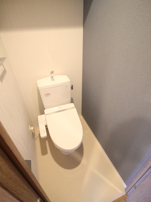 物件内観写真14　(トイレ)