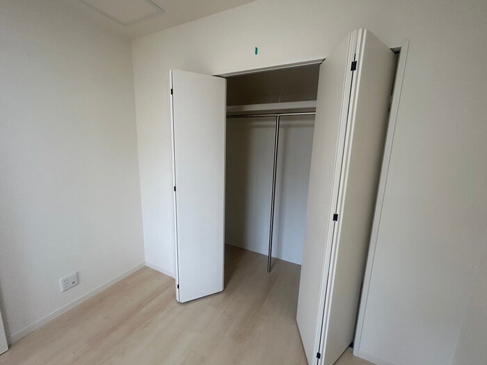 物件内観写真18　(収納)