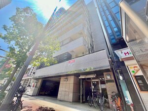 新納ビル外観写真