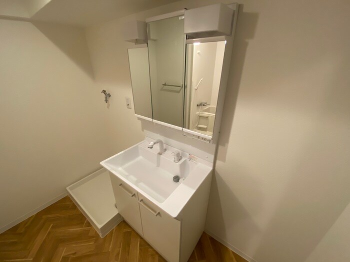 物件内観写真12　(洗面)
