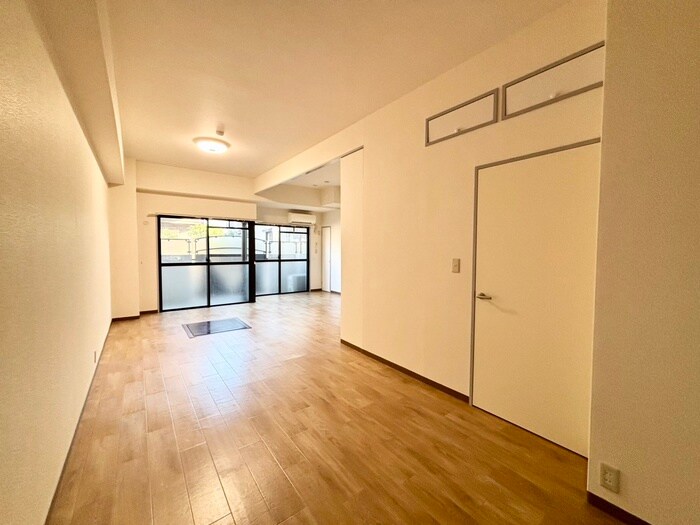 物件内観写真8　(居室)