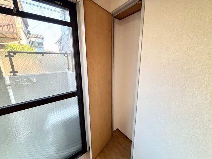 物件内観写真13　(収納)