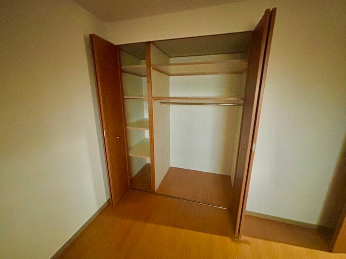 物件内観写真15　(収納)