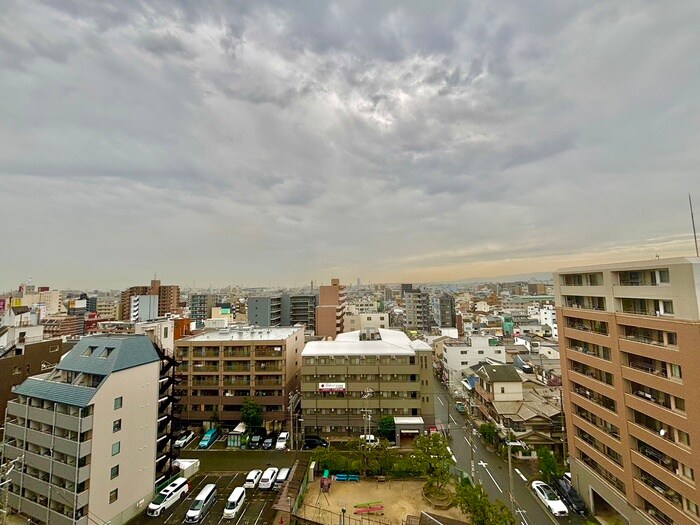 物件内観写真22　(室内からの展望)