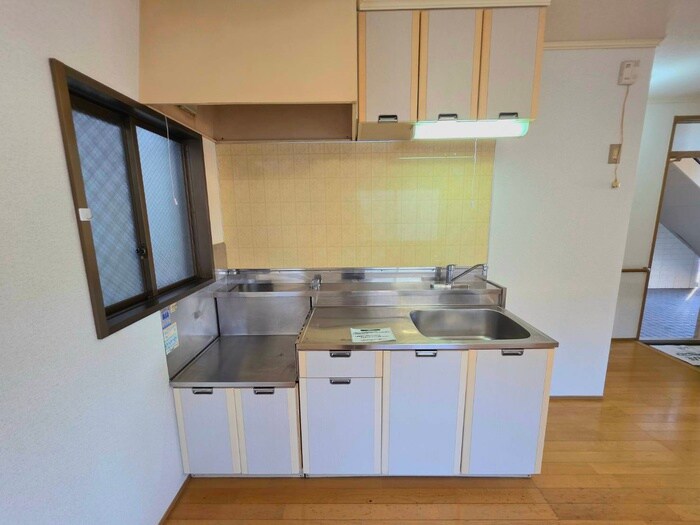 物件内観写真8　(キッチン)