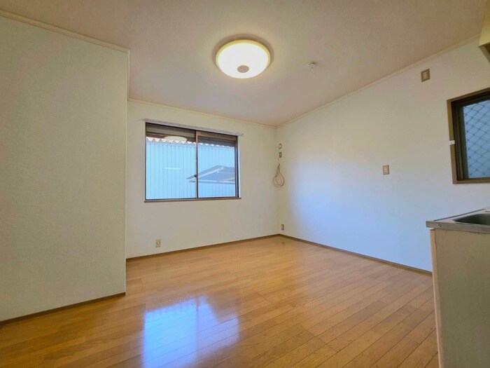 物件内観写真13　(居室)