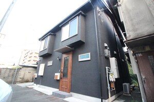 ピュアホーム芥川外観写真