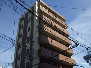 ﾗｲｼﾞﾝｸﾞｺ-ﾄ岸里玉出駅前(803)外観写真