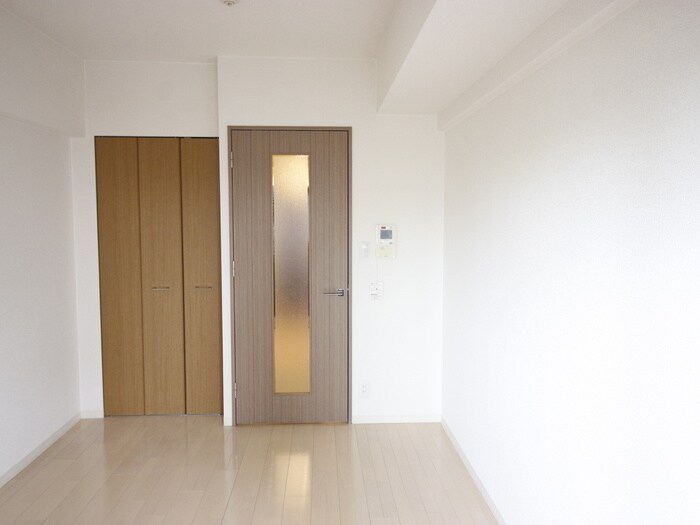 物件内観写真4　(居室)