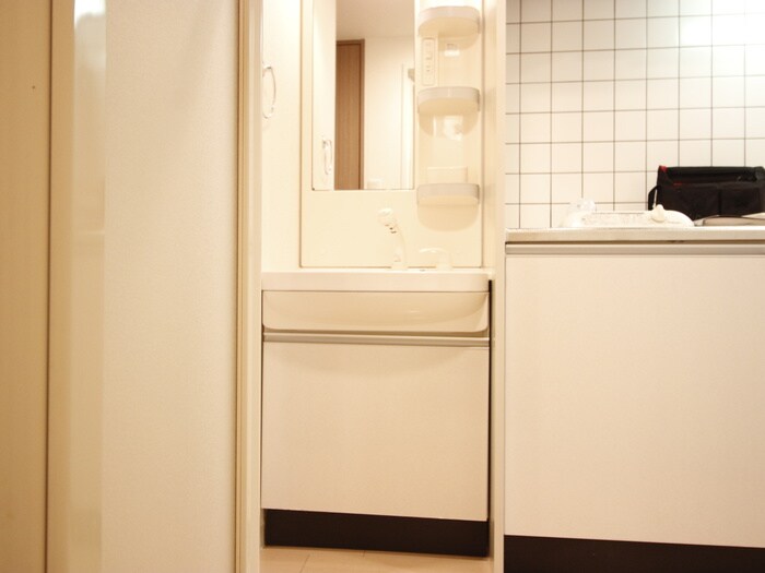 物件内観写真7　(洗面)