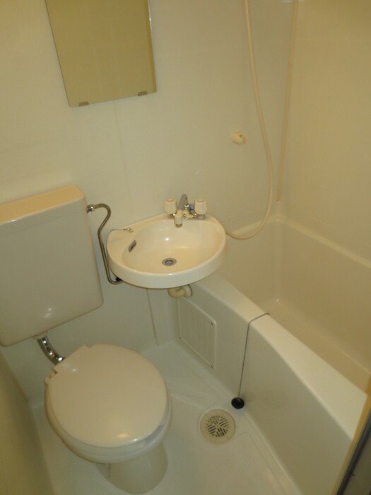 物件内観写真8　(バス／シャワールーム等)