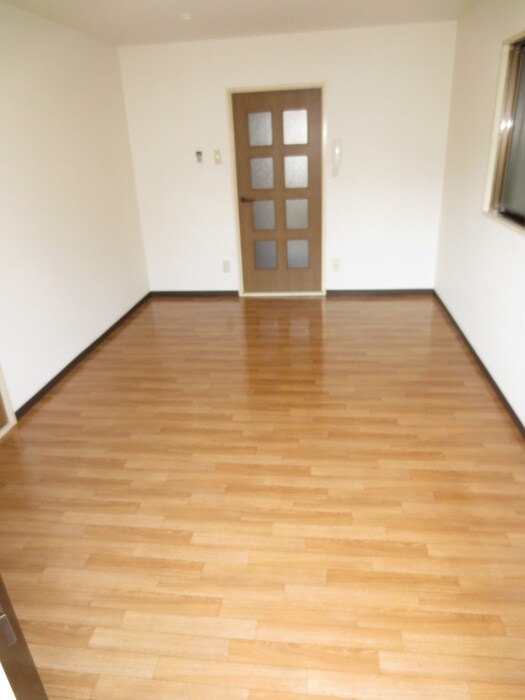 物件内観写真11　(居室)