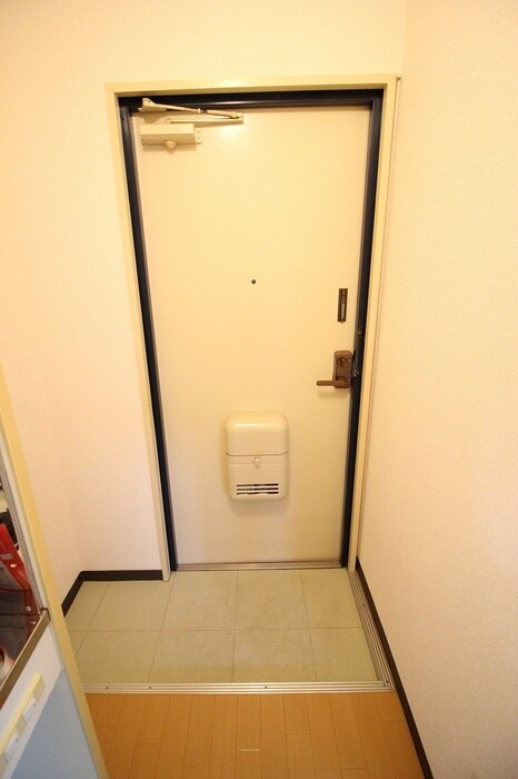 物件内観写真19　(玄関)