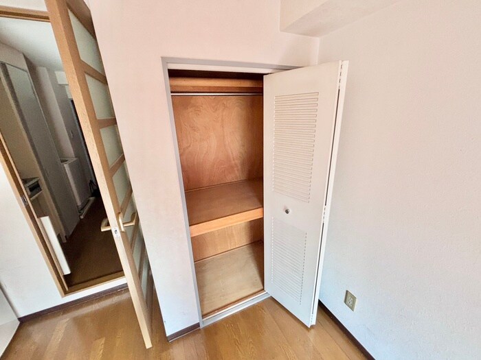 物件内観写真8　(収納)