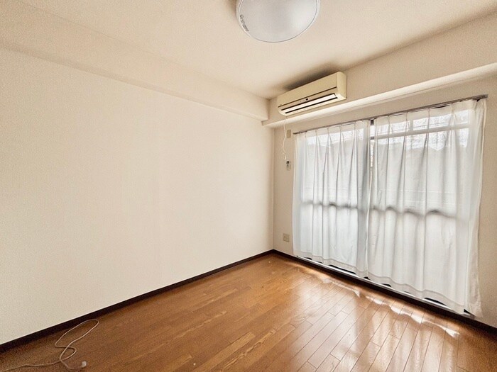 物件内観写真21　(居室)