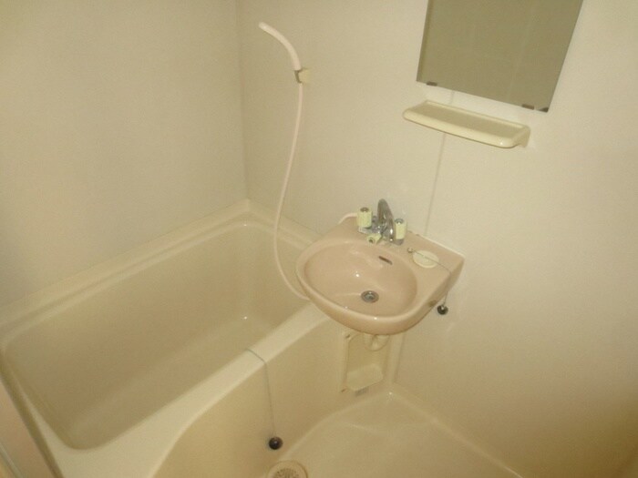 物件内観写真9　(バス／シャワールーム等)