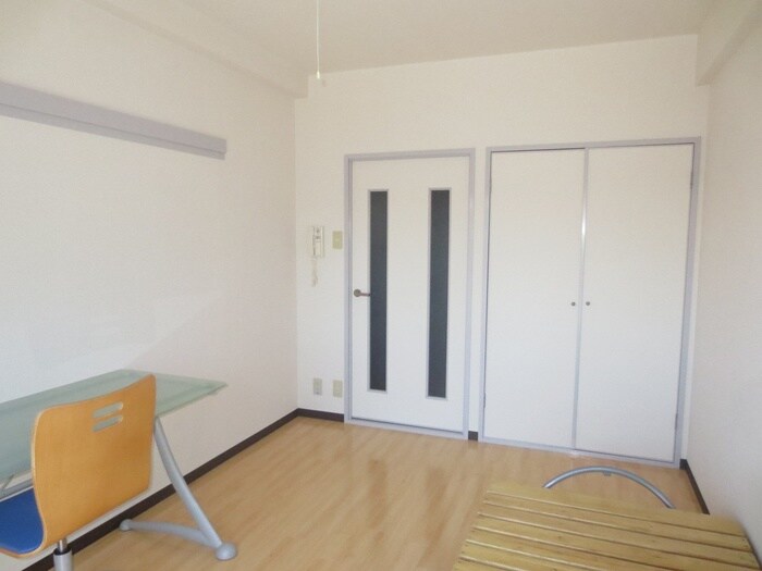 物件内観写真12　(内観写真)