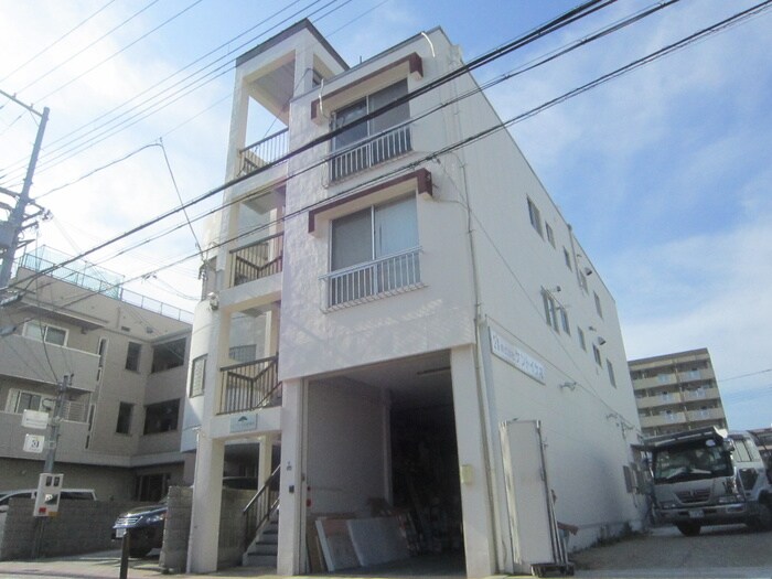 物件外観写真1　(外観写真)