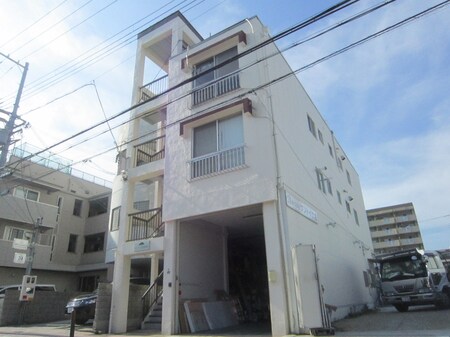 レジデンス南逆瀬川外観写真