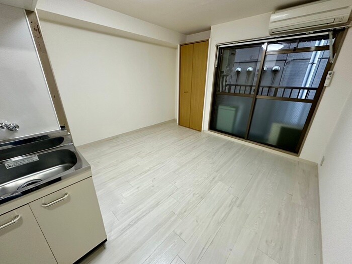 物件内観写真11　(居室)