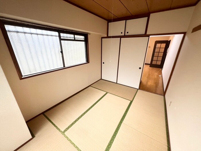 物件内観写真18　(居室)