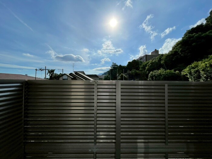 物件内観写真15　(室内からの展望)