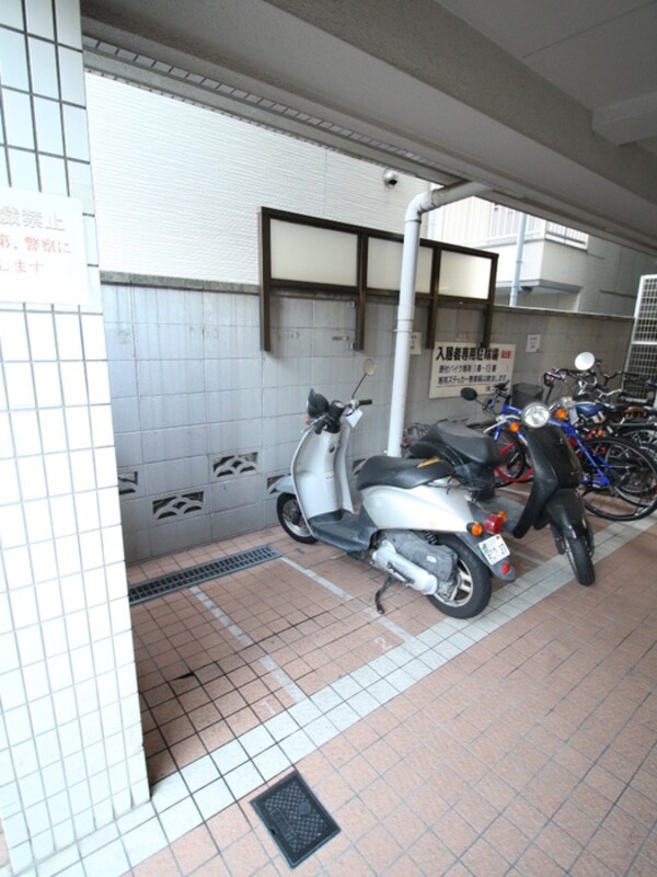 バイク置き場
