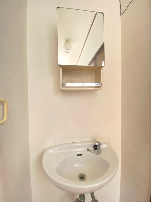 物件内観写真11　(洗面)