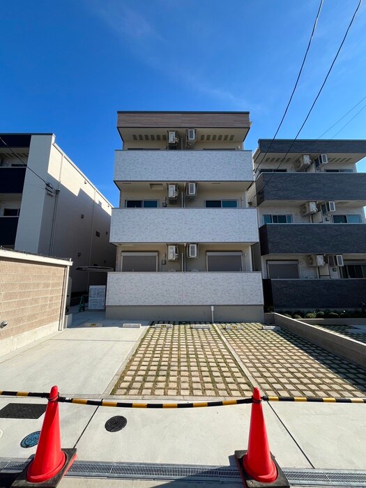 物件外観写真2　(外観写真)