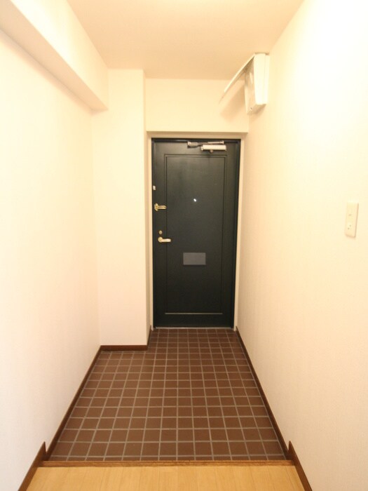 物件内観写真17　(玄関)