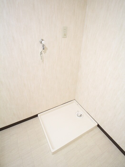 物件内観写真21　(洗濯機置場)