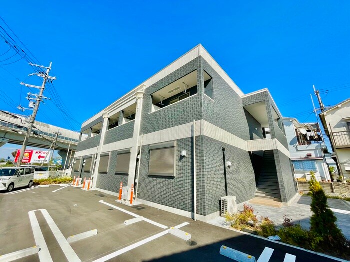 物件外観写真1　(外観写真)