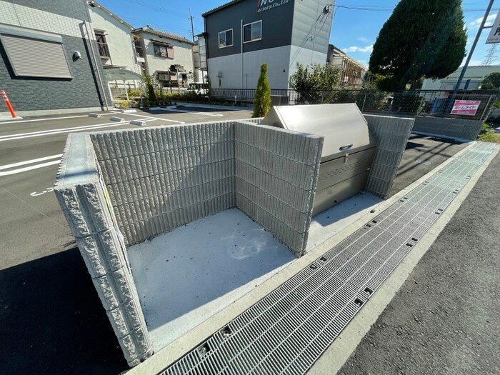 物件外観写真6　(建物設備)